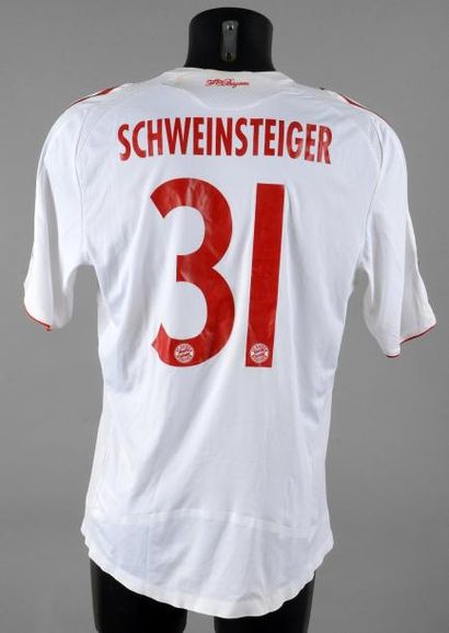 null Maillot porté par Bastian Schweinsteiger n° 31 avec l'équipe du Bayern de Munich...
