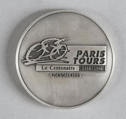 Médaille du centenaire de la course Paris-Tours...