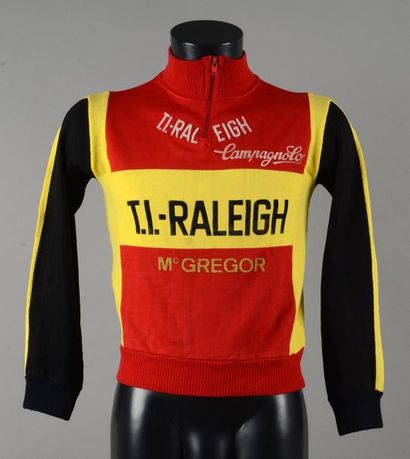 null Maillot porté par Gerrie Knetemann avec l'équipe Ti Raleigh Mc Gregor lors de...