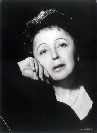 null Piaf, Edith Un carton d'invitation pour sa première à l'Olympia datée du 24...