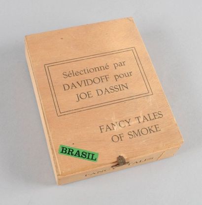 null Dassin, Joe 1 boîte à cigares de Joe Dassin. 1971. Grand fumeur, Joe Dassin...