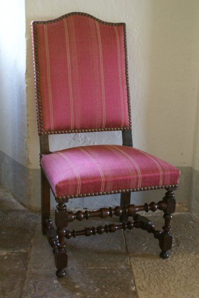 null Paire de chaises «Louis XIV», à piètement en balustre, traverse d'entretoise,...