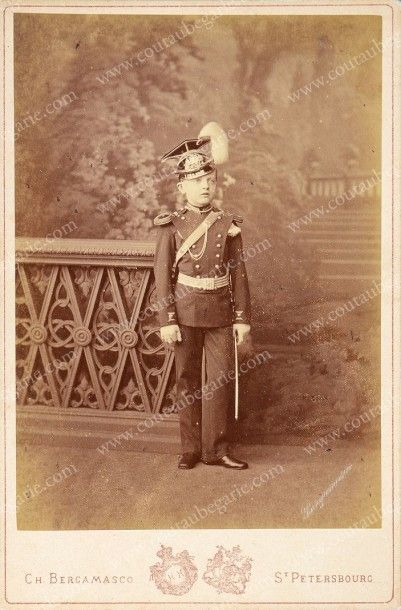 null PIERRE NICOLAIEVITCH, grand-duc de Russie. Portrait photographique signé Karl...