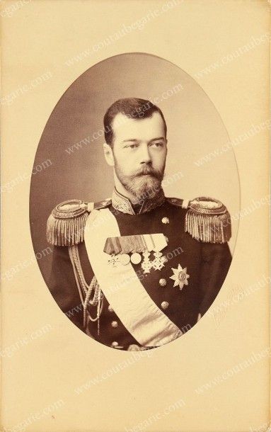 null NICOLAS II, empereur de Russie. Portrait photographique d'après Serge Levitsky...