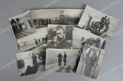 null NICOLAS II, empereur de Russie. Ensemble de 10 photographie signées par Chusseau-Flaviens,...