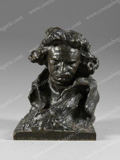 ARONSON Naoum (1872-1943) Tête du compositeur Ludwig van Beethoven (1770-1827). Bronze...