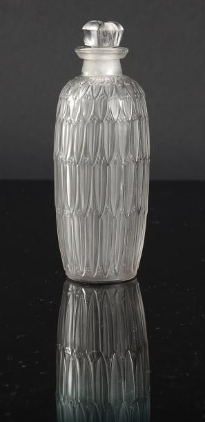 René Lalique - (1860-1945) «Petites Feuilles» - (années 1910) Flacon à parfum en...