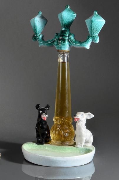 RUDY «Agrement» - (années 1950) Amusante présentation du parfum sous forme d'un réverbère...