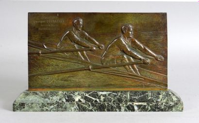 null Bas relief en bronze sur socle marbre signé Fred Focht (1879-XXe). Dim. 23 x...