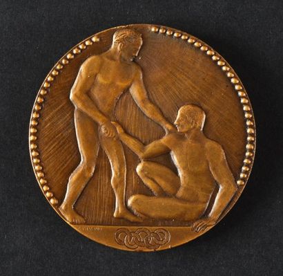 1924. Paris Médaille de bronze officielle des Vainqueurs attribuée pour la 3e place....