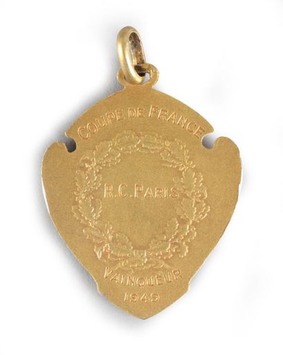 null Rare médaille de vainqueur de la Coupe de France 1949 remportée par le R.C....