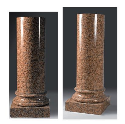 null Paire de colonnes en granit rose. Epoque XIXe siècle. H. : 120 cm