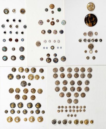 null Collection de boutons, vers 1880-1900, la plupart en métal doré et argenté,...