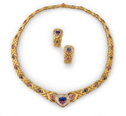 MELLERIO Demi-parure comprenant: un collier en or jaune 18K(750°/°°)articulé, centré...