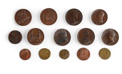 Bourbon 
Ensemble de 8 médailles commémoratives en bronze: ornée sur une face du...