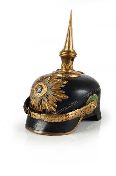 null [Royaume de Saxe]. Casque de général d'infanterie. Fabrication tardive en résine....