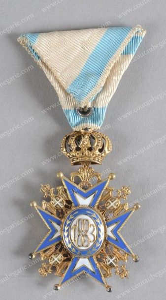 [SERBIE] 
Croix de chevalier de l'Ordre royal de Saint-Sava en vermeil et émail,...