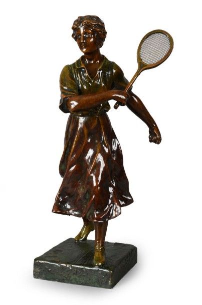 null Sculpture en régule. «Joueuse de Tennis». Signée Ruffony. Circa 1910. Hauteur...