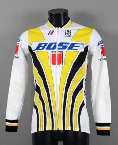 null Maillot de l'équipe Système U-Bose porté par Laurent Fignon lors du Tour d'Espagne...