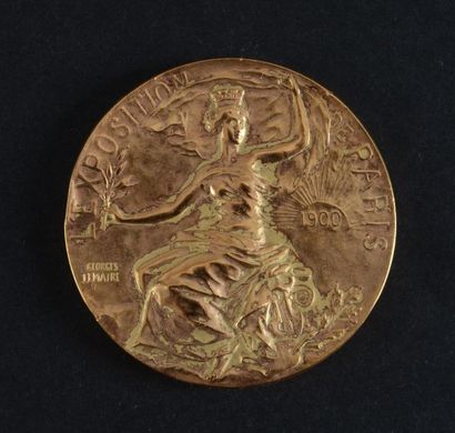 null 1900. Paris. Médaille commémorative de l'exposition Universelle. Par G. Lemaire....