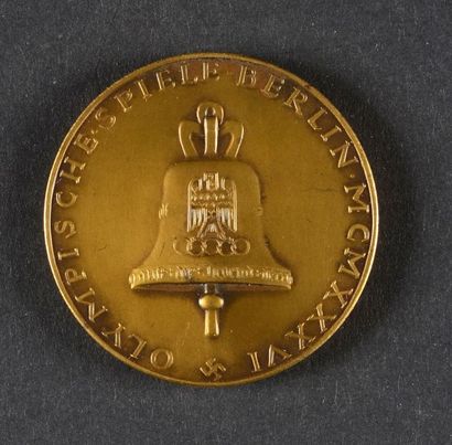 null 1936. Berlin. Médaille commémorative des Jeux de la XIe Olympiade. Graveur Roth....