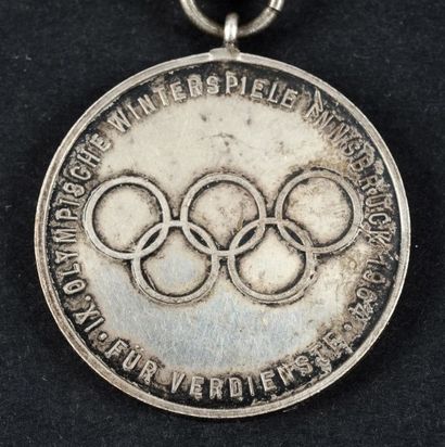 null 1964. Innsbruck. Médaille du Mérite Olympique des IXe Jeux d'Hiver. En argent...