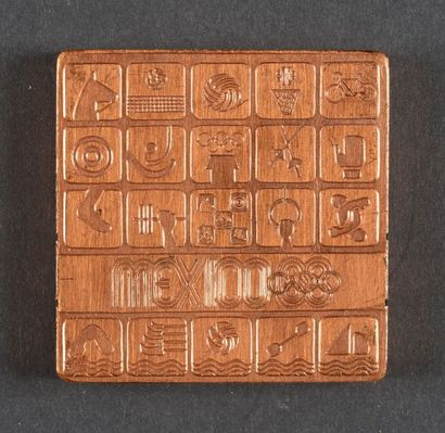 null 1968. Mexico. Médaille officielle de participant. Métal copper. Dim. 50 x 50...