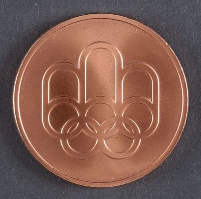 null 1976. Montréal. Médaille de participant. En cuivre. Design Georges Huel. Diamètre...