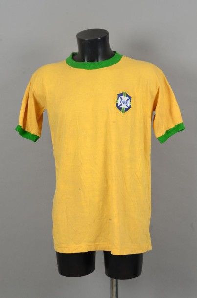 null Maillot de Carlos Alberto n°4 porté avec l'équipe du Brésil lors de la Coupe...