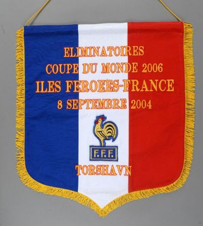 null Fanion officiel de l'équipe de France. Match face aux Iles Féroé le 8 septembre...
