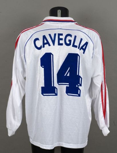 null Maillot d'Alain Caveglia n°14 avec l'Olympique Lyonnais lors de la Coupe de...
