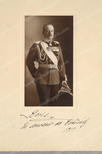 null BORIS WLADIMIROVITCH, grand-duc de Russie (1877-1943). 
Portrait photographique...