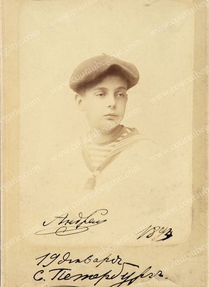 null ANDRé WLADIMIROVITCH, grand-duc de Russie (1879-1956). 
Portrait photographique...