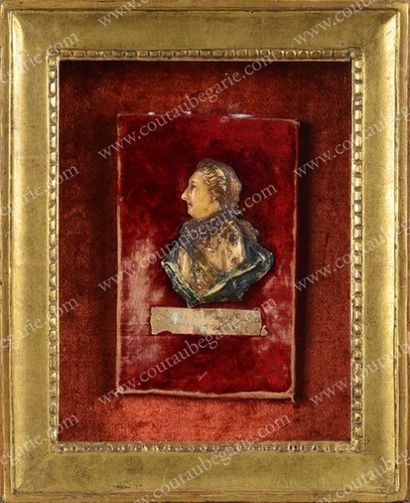 LOUIS XVI, roi de France (1754-1793) Médaillon en cire perdue polychrome représentant...
