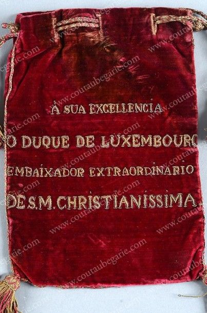 MONTMORENCY Charles-Emmanuel, duc de Luxembourg (1774-1861).
Ceinture porte-épée...