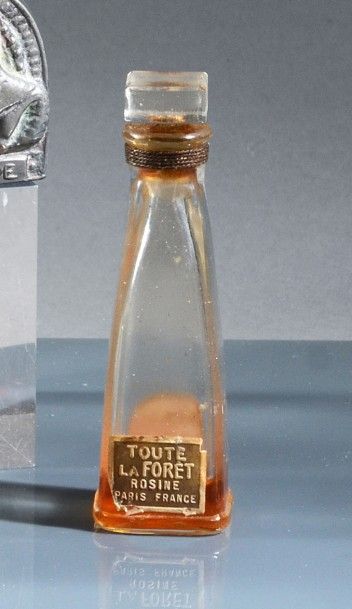 Rosine - (années 1920) Deux petits flacons testeurs en verre incolore pressé moulé...
