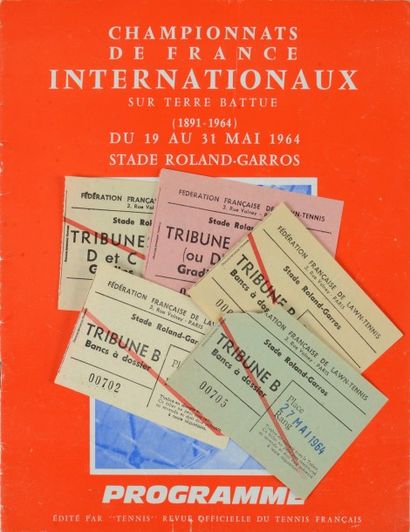 null Programme officiel des Internationaux de France 1964 disputés au Stade de Roland...