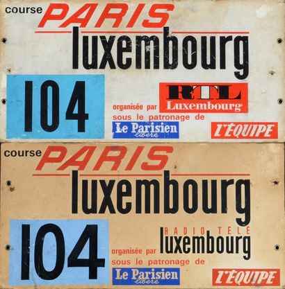 null Ensemble de 2 plaques véhicule de la course Paris-Luxembourg 1967, course en...