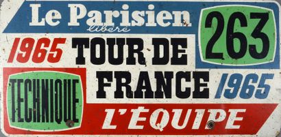 null Plaque de véhicule technique utilisée lors du Tour de France 1965.
Épreuve remportée...