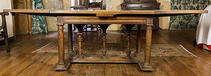 null Table «à la du Cerceau», début XVIIe siècle, à plateau rectangulaire en bois...
