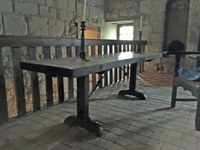 null Table «monastère» espagnole, en chêne et hêtre, à piètement à double patin reliés...