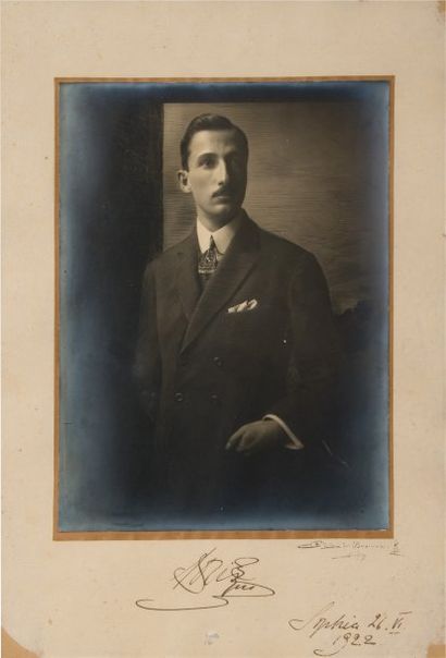 null Boris III, roi des Bulgares (1894-1943). Beau portrait photographique représentant...