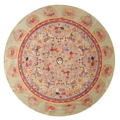 null Tapis de table circulaire, Afghanistan, fin XIXedébut XXe siècle, drap de laine...
