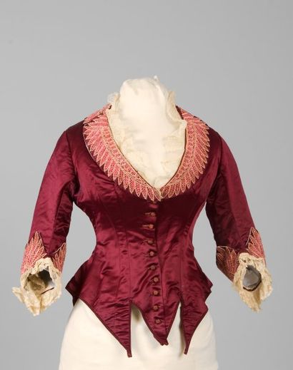 Corsage de robe vers 1880-1885, satin de...