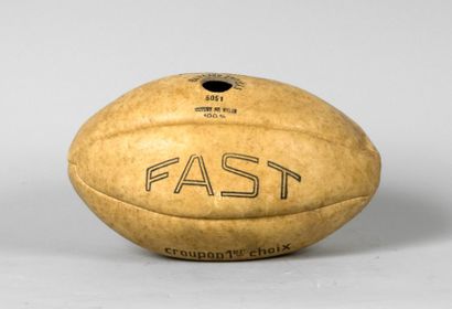 null Ballon de rugby en cuir modèle Fast de la marque Hungaria.
