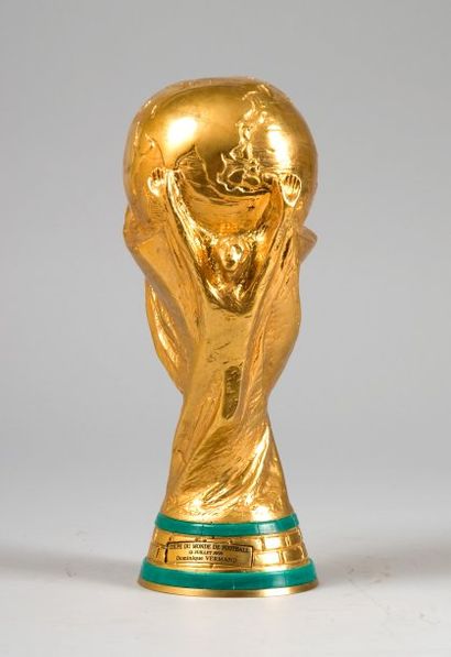 null Réplique de la Coupe du Monde en commémoration de la victoire de l'équipe de...