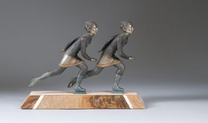 null Sculpture en régule sur socle marbre ?'Le duo de patineuses''. Circa 1920. D'après...
