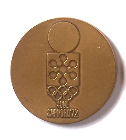 null 1972. Sapporo. Médaille officielle de participant. Graveur Shigéo Fukuda. En...