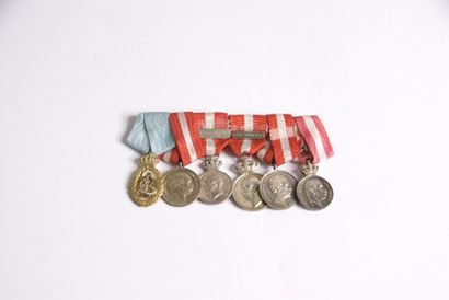 null Barrette de six médailles miniatures avec rubans, système d'attache au dos :...