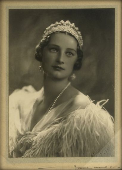 null Astrid, reine des Belges, née princesse de Suède (1905-1935). Portrait photographique...